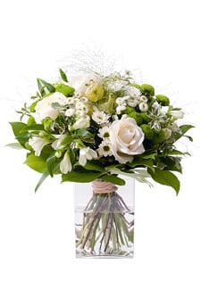 Source : Bouquet blanc par  Interflora