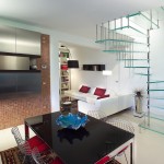 escalier colimaçon verre echelle europenne 150x150 - 10 conseils avant d'acheter une maison