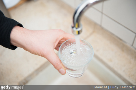 Traitement eau du robinet : faut-il craquer ?