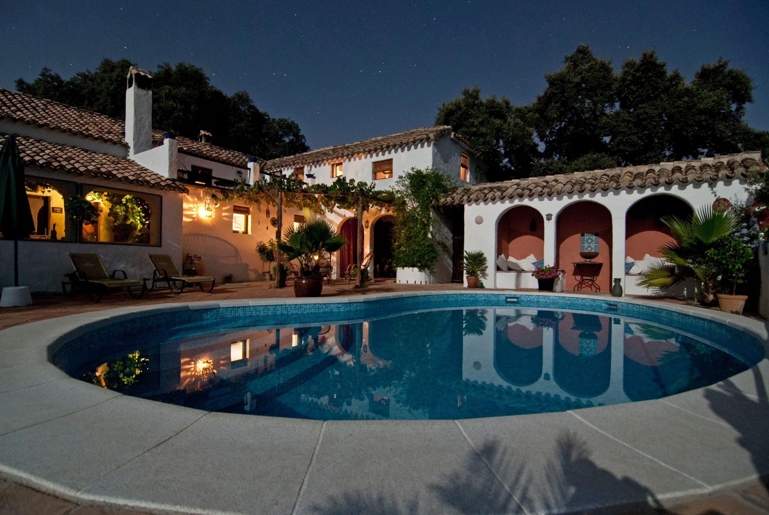 Comment fabriquer un abri de piscine ?