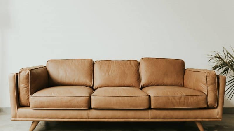 Comment nettoyer un canapé en cuir ?