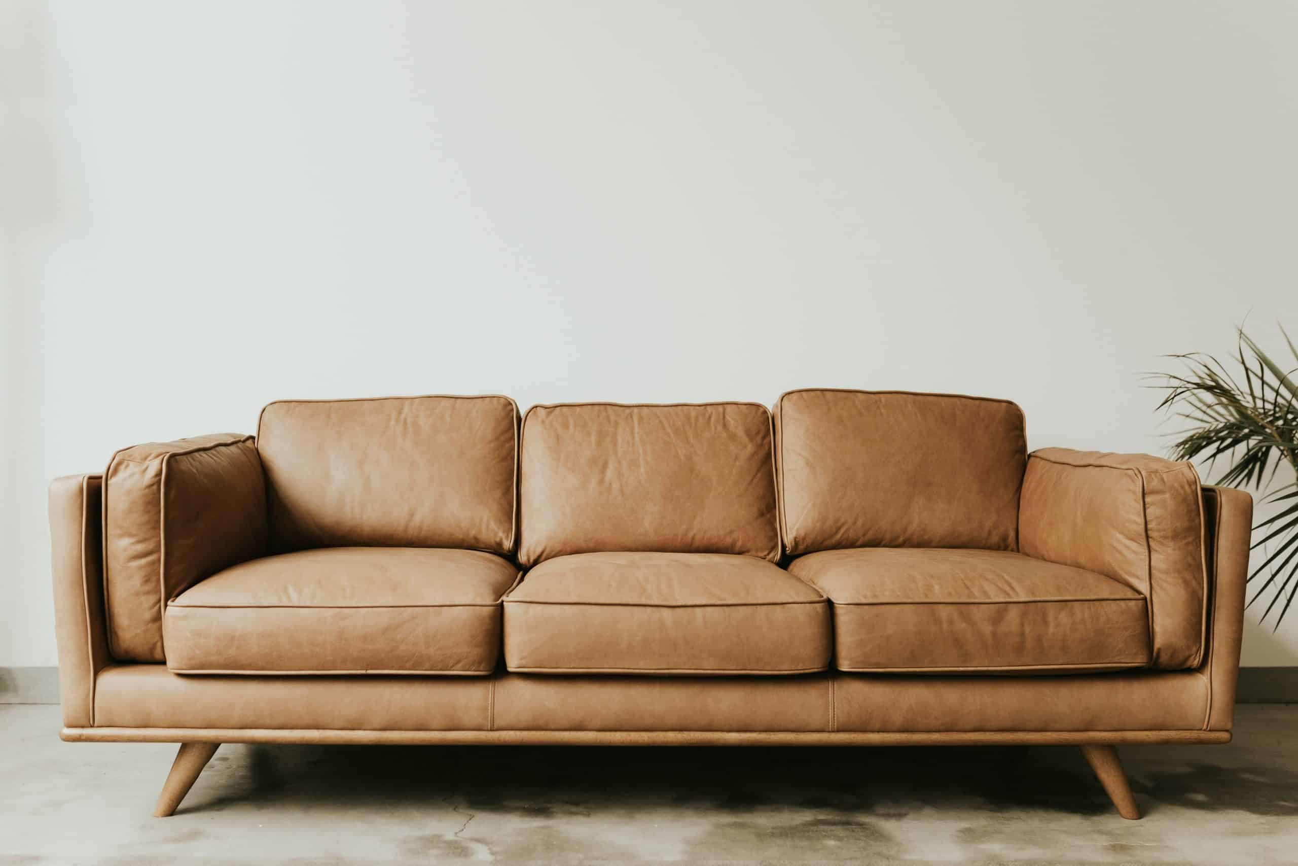 Comment nettoyer un canapé en cuir ?